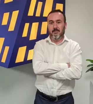 5fa2e8d6da98c ramiro cortes.webp 315x350 copia